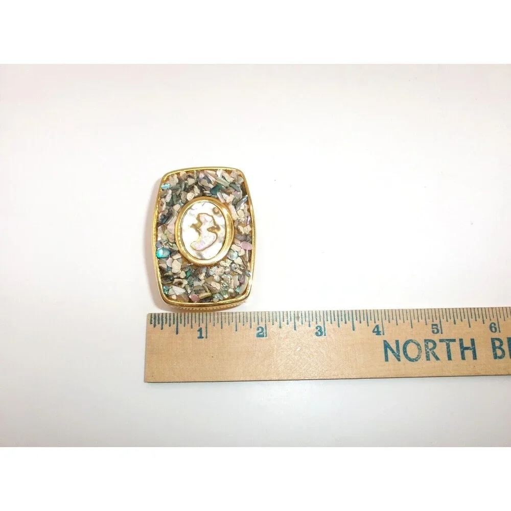 Unbranded mother pearl
